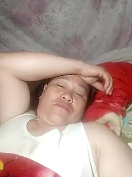 Lucky_baby7 网络视讯表演