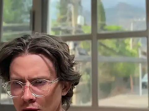 mcklister_kinky_feets 在線直播表演