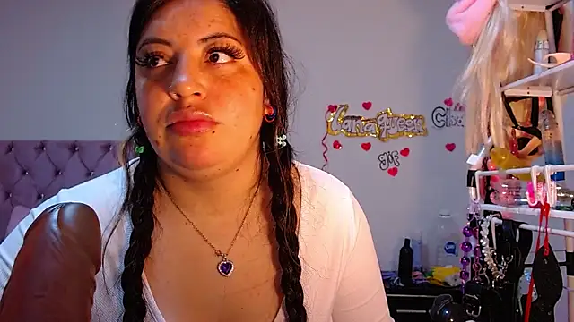 lanaqueen699 Live XXX Chat