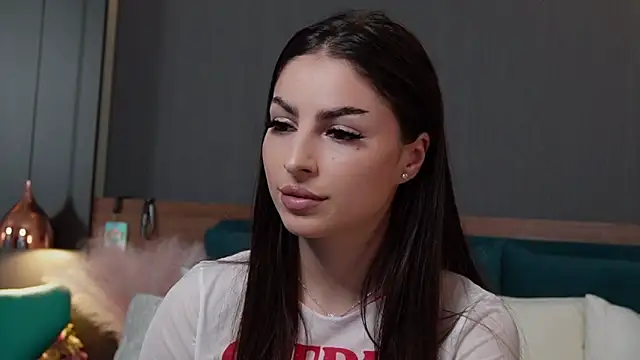 EmilyTrix Chat XXX live