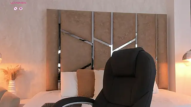 Онлайн чат XXX Megan-8