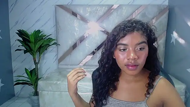 Show de marian_lacutir_t na webcam