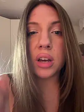 Chat +18 de Sashabunny ao vivo