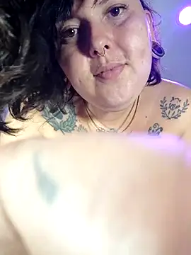 Divine_Pouvoir – Live XXX-chat