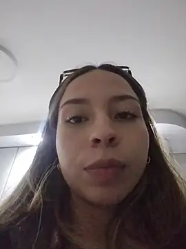 LuuluBerry 现场XXX聊天