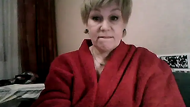 TatkaYang 在線直播表演