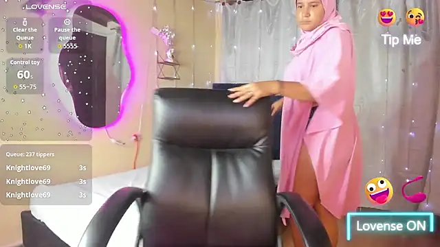 DalilaFalu's Live XXX Chat