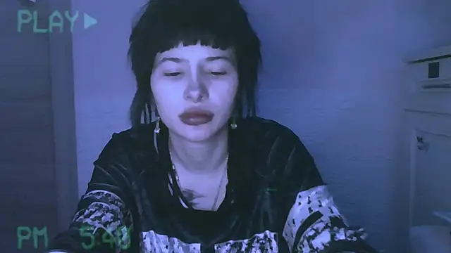 Chat +18 de AllisonDeetz ao vivo