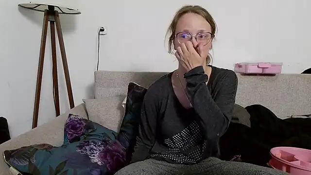 Chat XXX en directo de little-leni