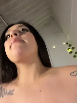 Chat +18 de violet-333 ao vivo