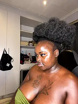 Honeycoco0211 Chat XXX in diretta