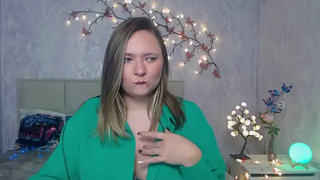 SallyVerda Chat XXX in diretta