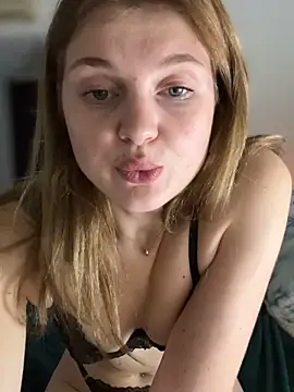 Chat +18 de Emaline_Fane ao vivo