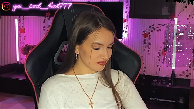 -RED_HAT- Live XXX-chat