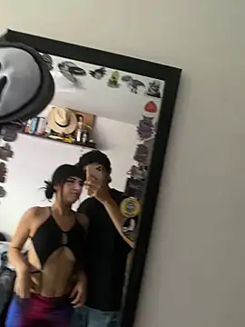 polixteo 即時 XXX 聊天