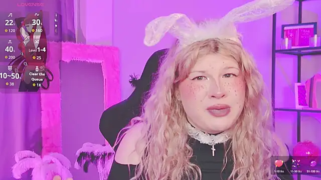 LilithNlsn élő XXX-chatje