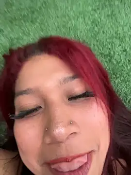 Cherry_Charlottee 即時 XXX 聊天