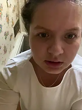 Nenssy555 live XXX chat