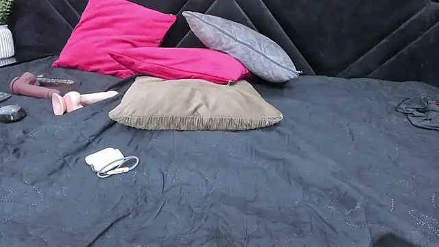 Chat XXX en directo de Dantzel_