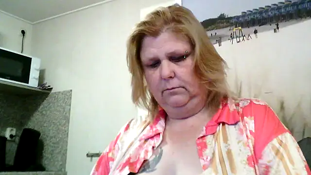 Czat XXX na żywo – Sylviastar46