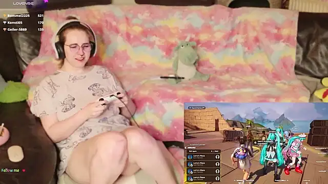 GamerGirl_Eve: διαδικτυακό σόου στην κάμερα