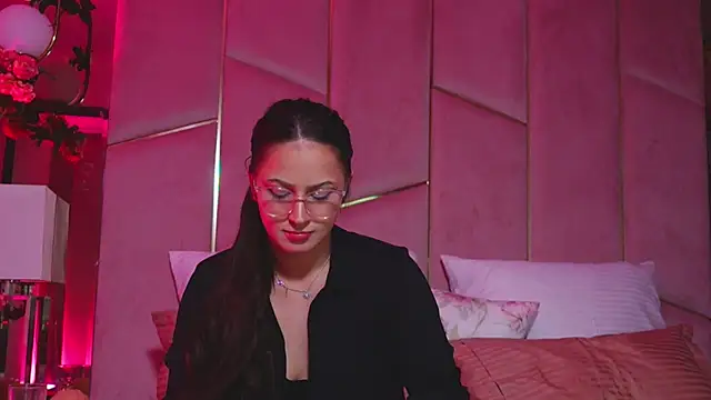 LucyLextonX: απευθείας συνομιλία ΧΧΧ