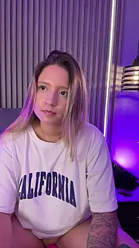 MiaPetit_のライブXXXチャット