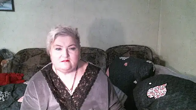 Lana555: онлайн-секс-чат