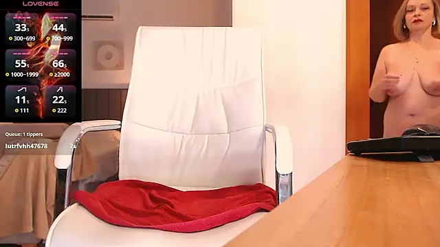 Tilly_Eliot লাইভ XXX চ্যাট