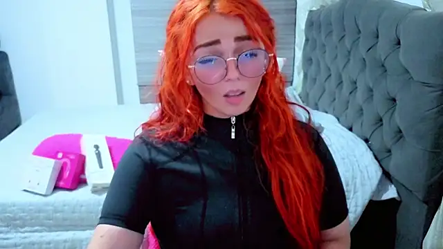 Alexatexa2929 Adlı Modelin Canlı XXX Sohbeti