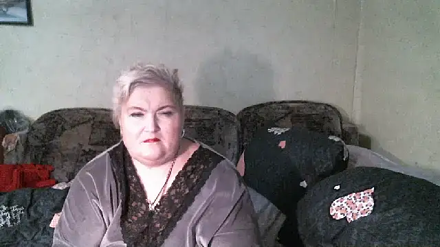 Lana555 Adlı Modelin Canlı XXX Sohbeti