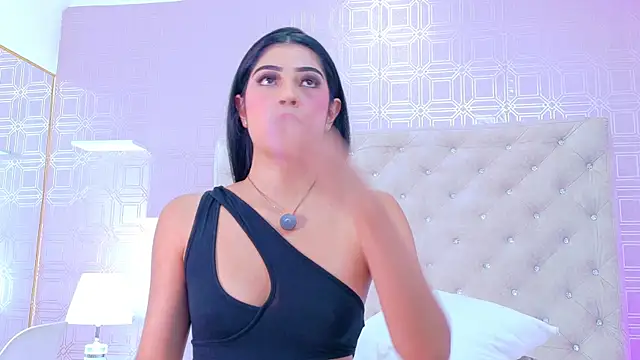 Mia-Monroe Live XXX-chat