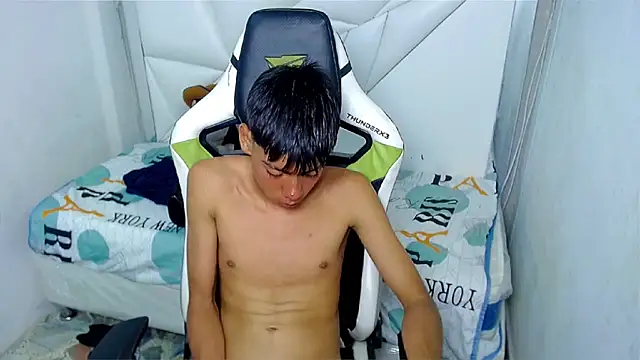 Liarr_ 在線直播表演