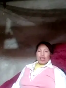 Gummiesu Live XXX-chat