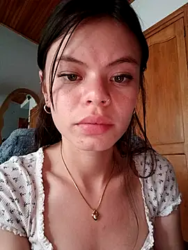 _Isabella-7 Chat XXX in diretta