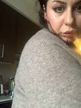 holyeroticss: онлайн-секс-чат