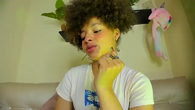 sofia_kay 即時 XXX 聊天