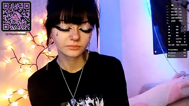 SmilingPatent Live XXX-Chat