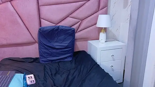 cherry07_ Live XXX-Chat