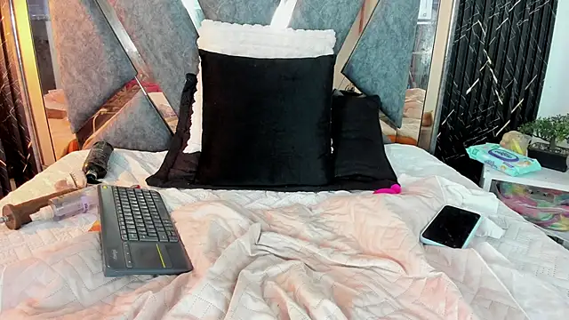 Hanna_jonnes_ 即時 XXX 聊天