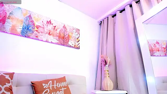 SALOME_F0X_ Chat XXX in diretta