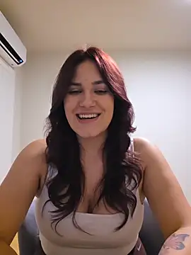 MiaRides19 Live XXX-Chat