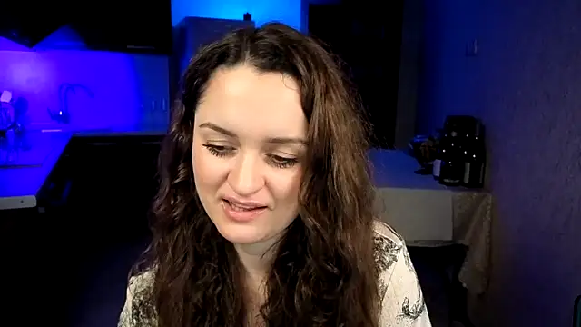 Cerann1 Adlı Modelin Canlı XXX Sohbeti