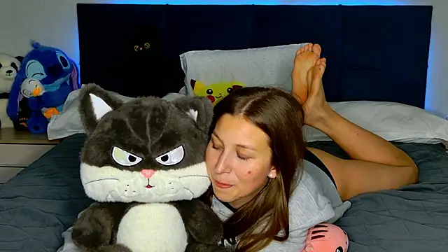 MissEmilyMillern Live XXX chat