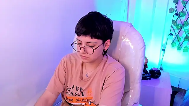 دردشة Nathaly_ds الجنسية المباشرة