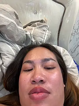 Ponthip's Webcam Show