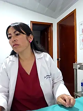 Chat +18 de JustSamantha_ ao vivo