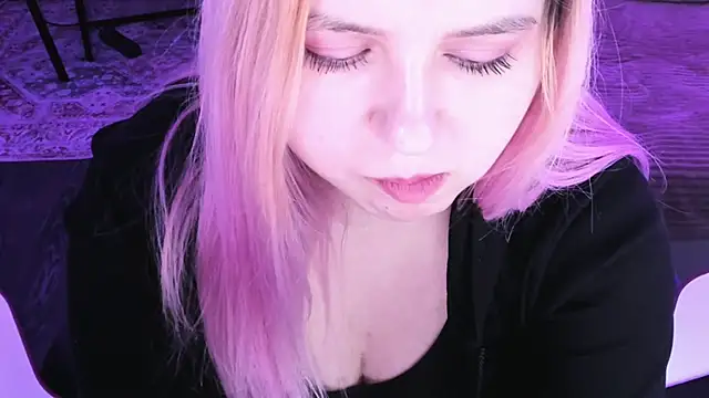 Chatroom XXX en direct de DiaAngell