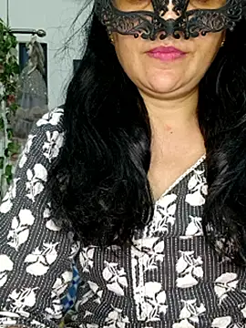 BhabhiPooja69 Live XXX Chat