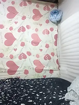 BonniAdams élő XXX-chatje